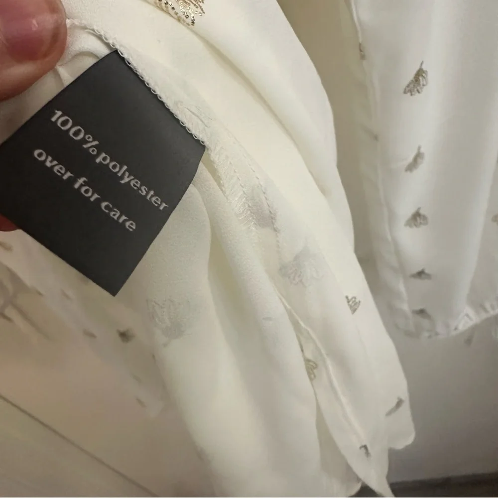 NWT! The Limited Sheer White w/ Gold Blouse w/ open panel sleeves in size Large - Picture 8 of 8